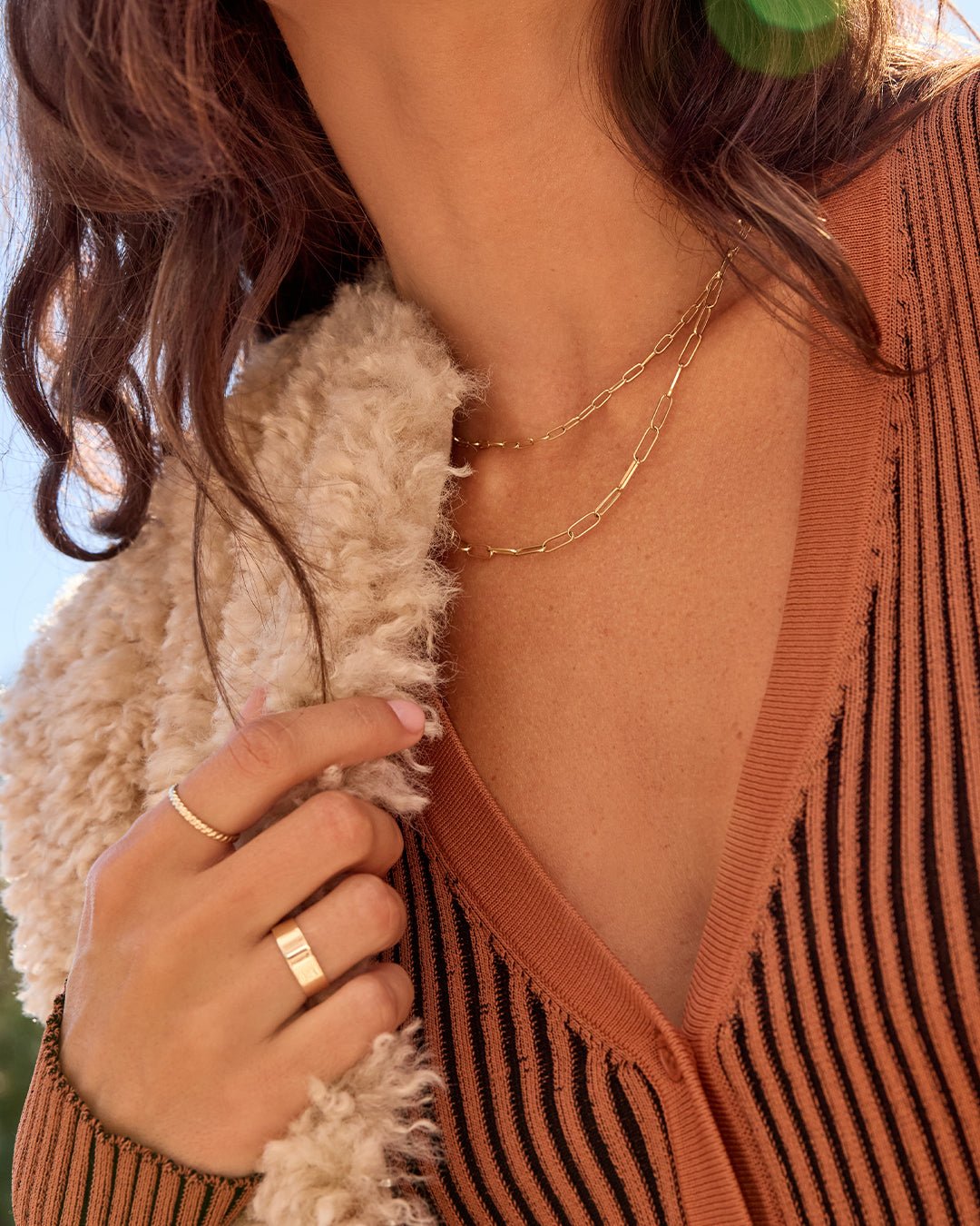 Woman wearing Parker Necklace || option::14k Solid Gold